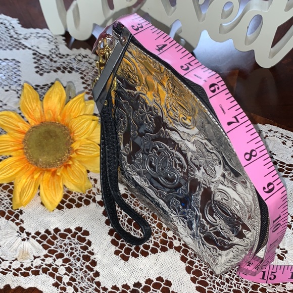 SHARIF 1827 Silver shiny crescent shaped wristlet fun make up bag LNWOT - Picture 8 of 8